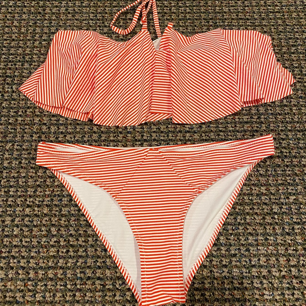 NEVER WORN Cute Striped Bikini